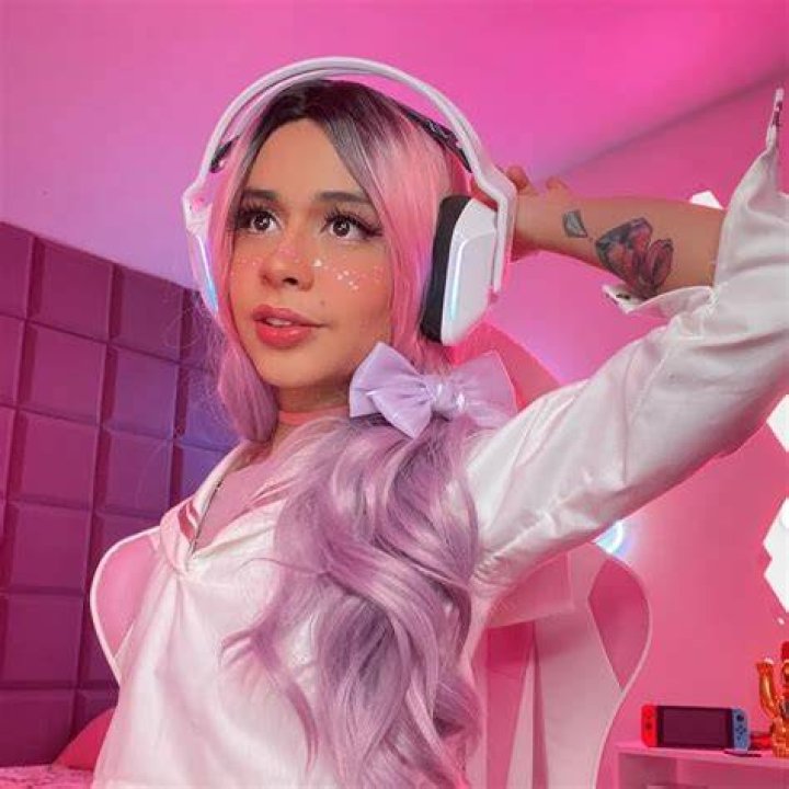 Crystal Molly Wikipedia, Age, Real Name