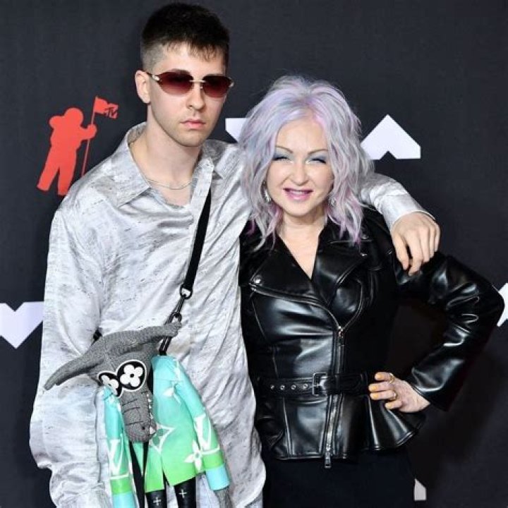 Cyndi Lauper family husband, son, parents and siblings Familytron