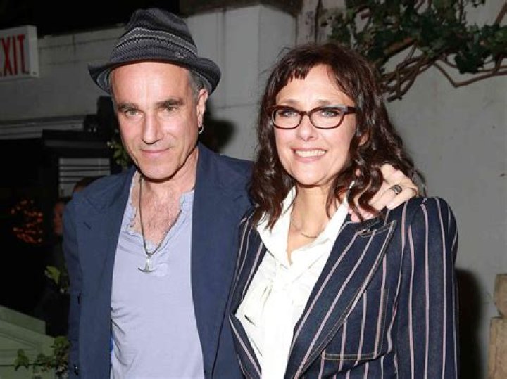 Daniel DayLewis and wife Rebecca Miller head out to breakfast in New