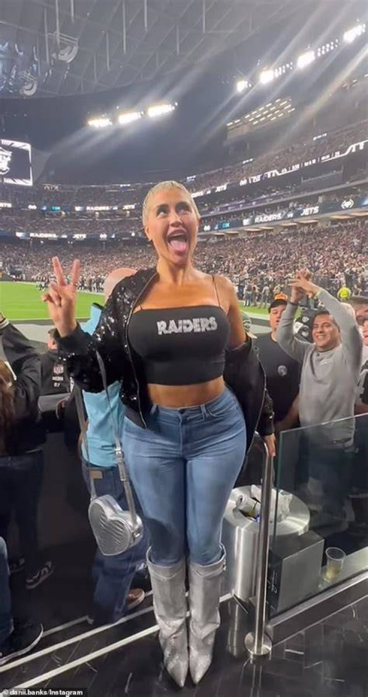 Danii Banks Raiders Stadium Reddit B**bs Flashing Video