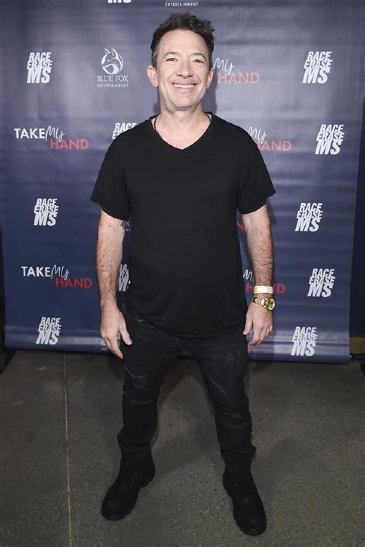 David Faustino From &lsquo;Married&hellip; With Children&rsquo; Is now 48 And Raps As Lil