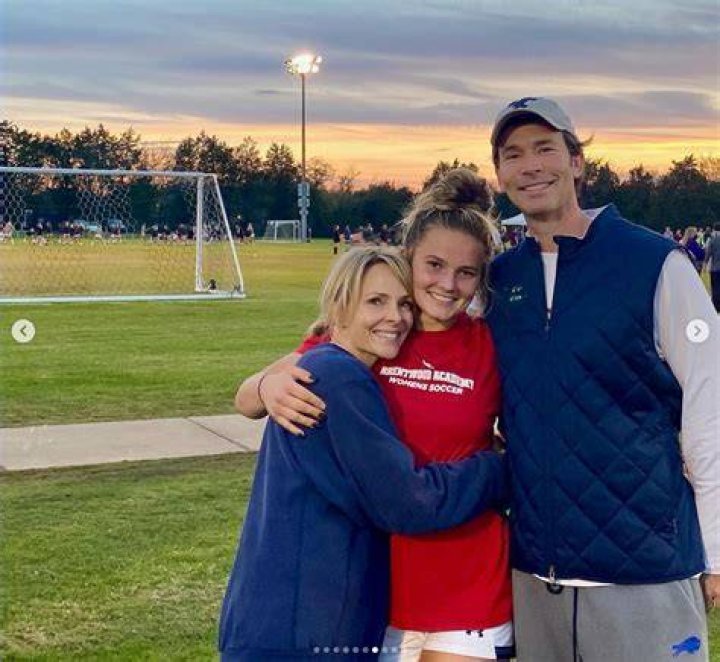 Dawson Knox parents: Rachel Knox, David Knox