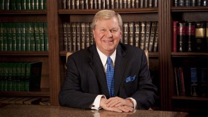 Dee Wampler to Springfield City Council 'You're messing with religious
