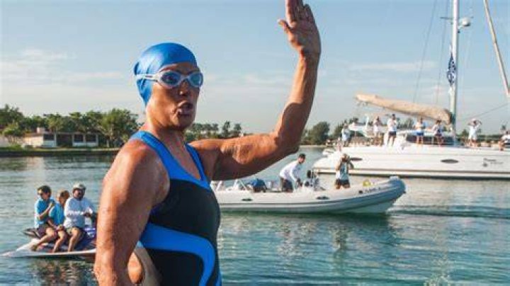 Diana Nyad first to swim from Cuba to Florida without shark