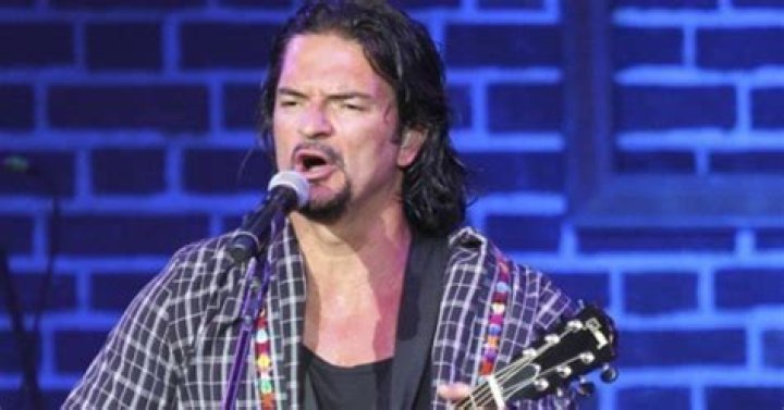 Discover The Enigmatic Woman Behind Ricardo Arjona's Heart