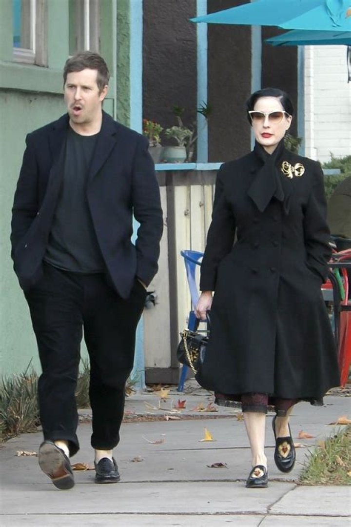 DITA VON TEESE and Adam Rajcevich Out for Lunch at Little Dom&rsquo;s in Los