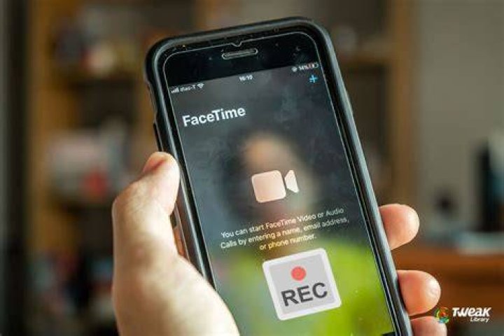 Does FaceTime Tell You When Someone Screen Records? ITGeared