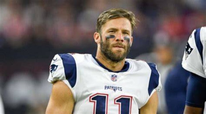 Does Julian Edelman Have A Wife or Girlfriend?