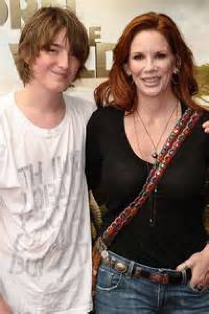 Does Melissa Leo have children?