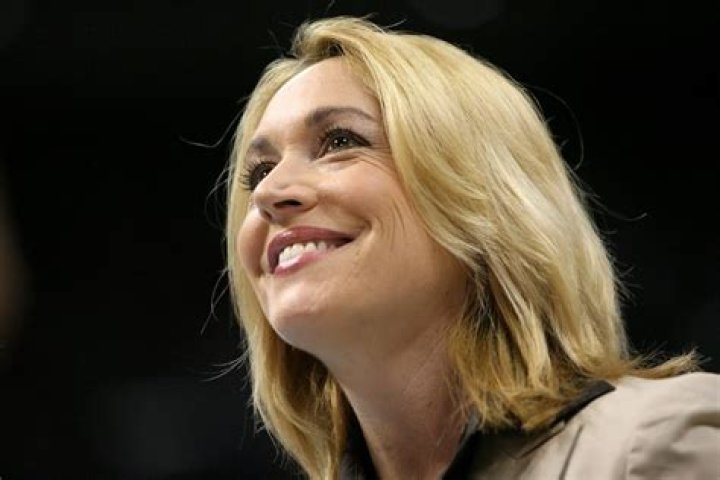 Doris Burke says goodbye to women's basketball to focus on calling men