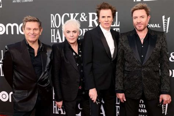 Duran Duran guitarist's exwife Amanda de hit on Keanu Reeves
