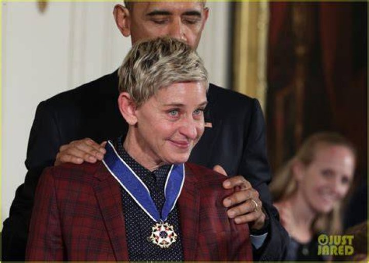 Ellen DeGeneres tears up after receiving Presidential Medal of Freedom