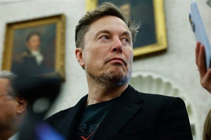 Elon Musk Upsets Asks If Taylor Swift Might Be Napoleon