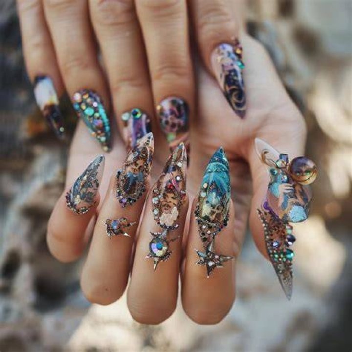 Embellish Your Nails, Captivate The World!
