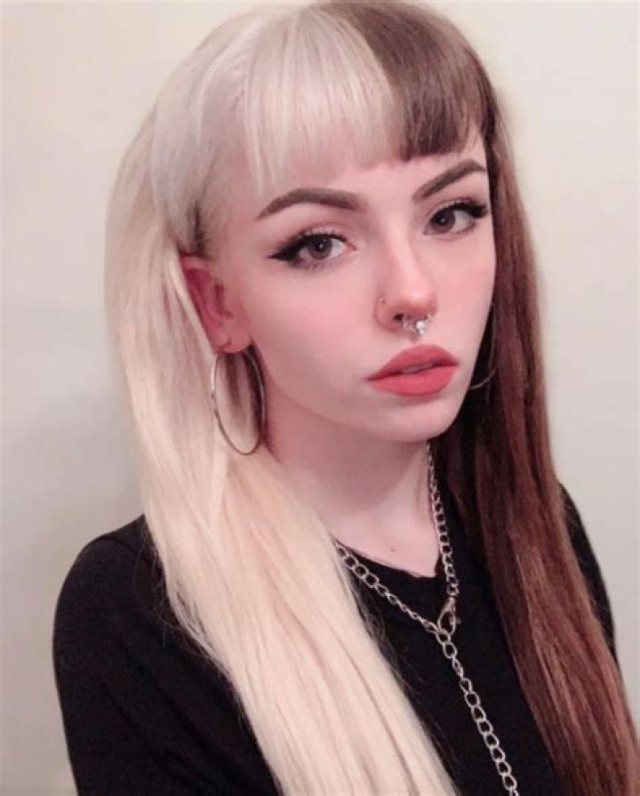 Emma Langevin Bio, Facts, Family Life & Career