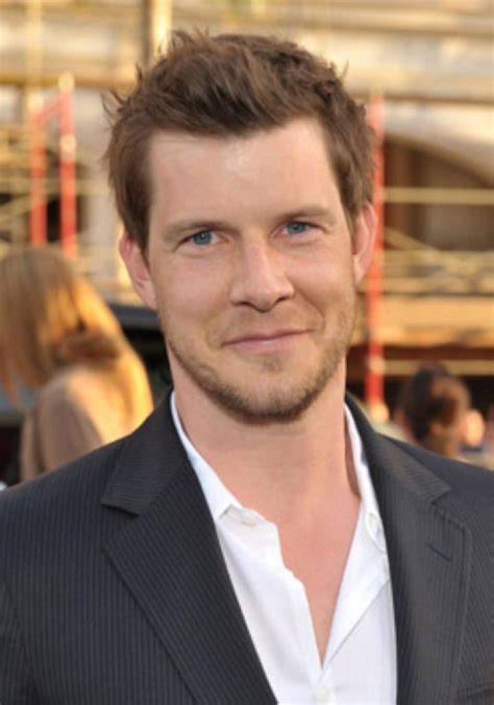 Eric Mabius Topic YouTube