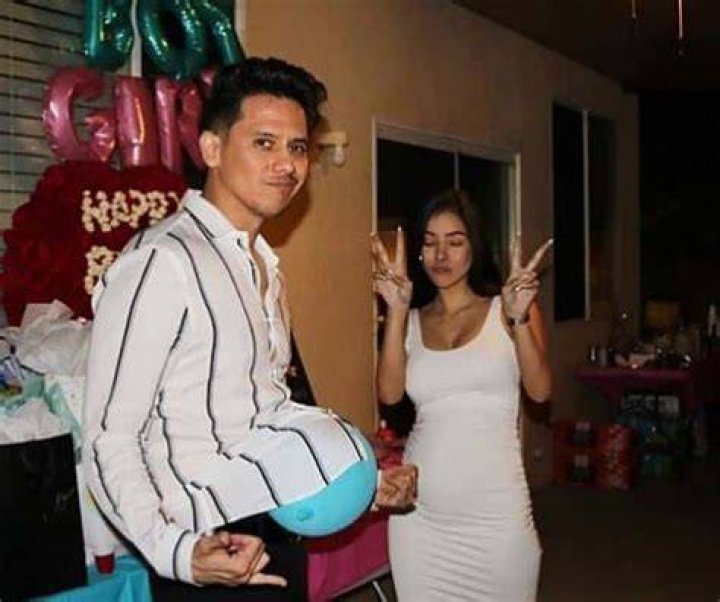 Eric Ochoa is Dating Girlfriend Vanessa Smalls After Veronica. Also Know His Net Worth,Family & more