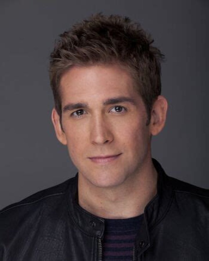 Eric Szmanda CSI FANDOM powered by Wikia