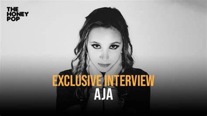 Exclusive Interview PopCulturalist Chats with Julie and the Phantoms