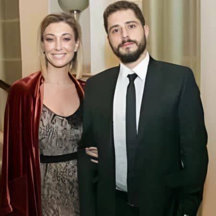 Exploring the Hadid Dynasty and Family Dynamics