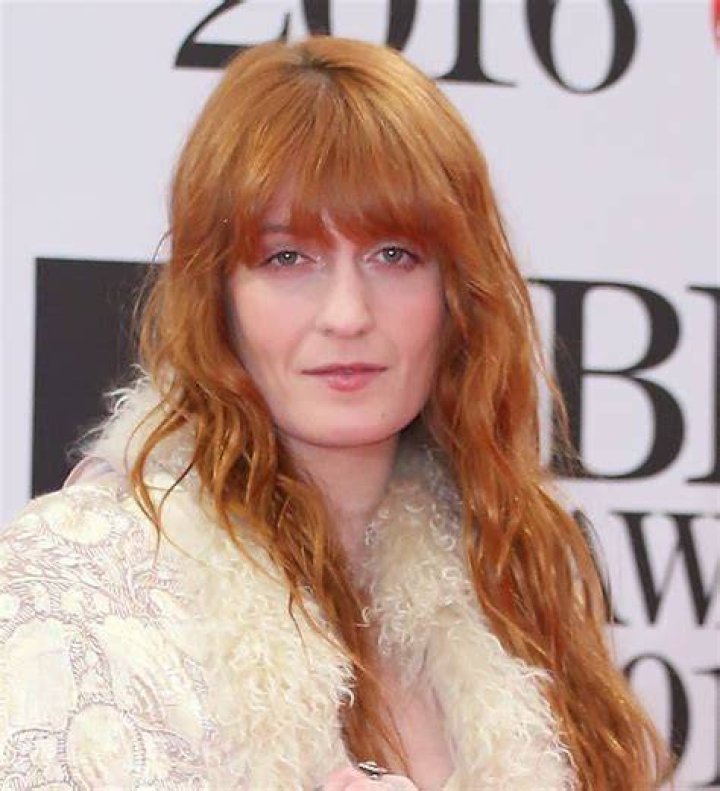 Florence Welch dating childhood friend report Young Hollywood