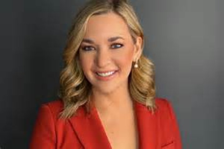 Fox News&rsquo; Katie Pavlich Struggles to Defend Trump&rsquo;s Attacks on Omar and