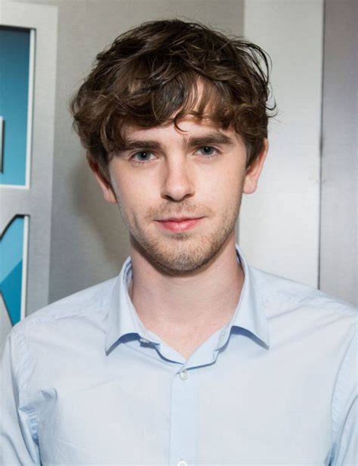 Freddie Highmore Net Worth (2020), Height, Age, Bio and Facts