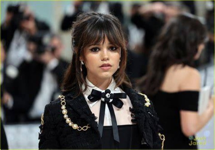 Full Sized Photo of jenna ortega receives rising star award presented