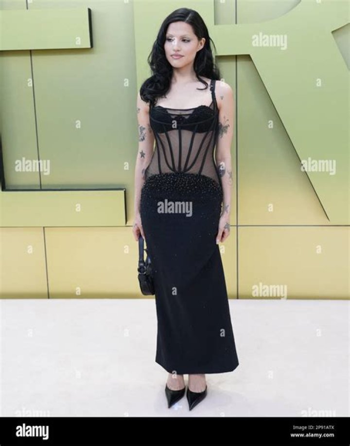 gabbriette bechtel at the jacquemus fw22 show in 2022 Fashion