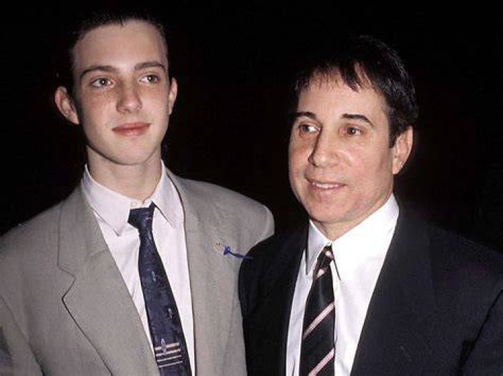 Gabriel Elijah Simon, Paul Simon's son