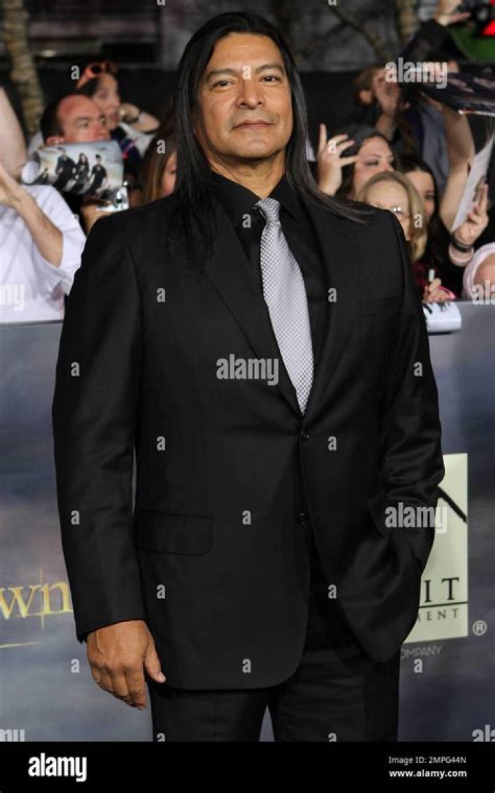 Gil Birmingham Twilight Saga Wiki Fandom Actors & actresses, Men