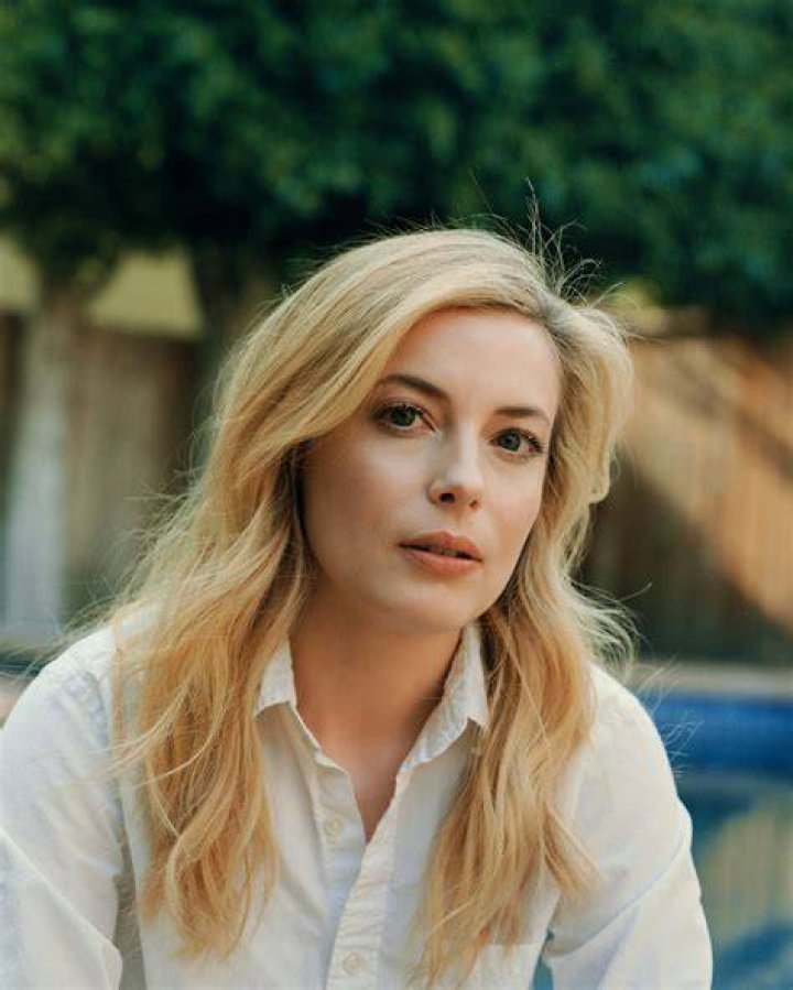 Gillian Jacobs on The Queen of Code, Talks Female Empowerment, Shonda