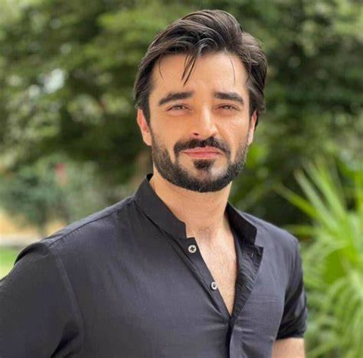 Hamza Ali Abbasi Biography, HD Pictures, Age, Height, Education, Family