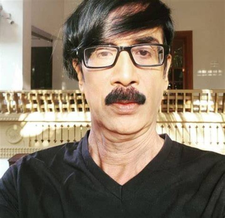 Harish Manobala Age, Wiki, Parents, Kids, Caste, Biography, Wife Net