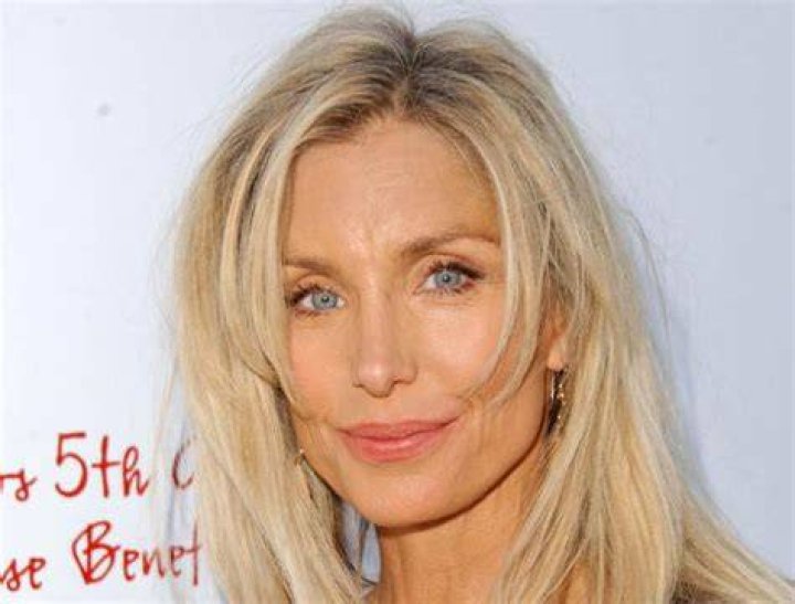 Heather Thomas Biography, Height & Life Story Super Stars Bio
