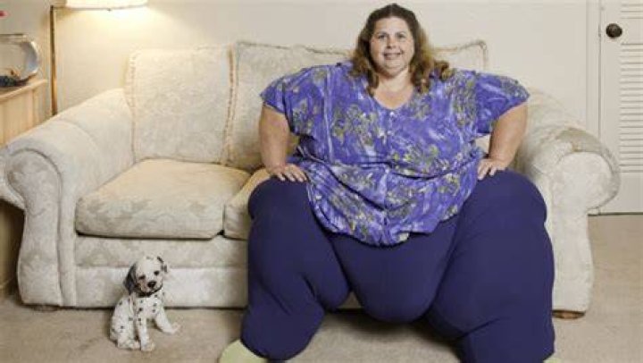 Heaviest woman in world who had to be cut out of house unrecognisable