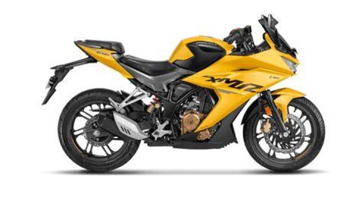 Hero Karizma XMR Hero Motocorp roars back with Karizma, targeting