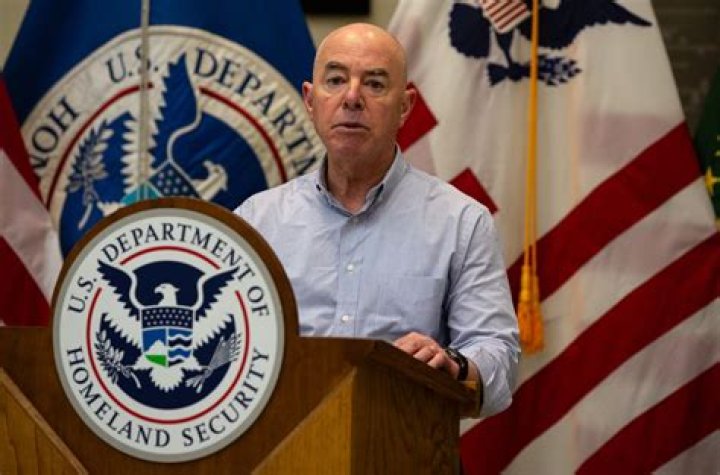 Homeland Security Secretary Mayorkas and wife Tanya Flickr