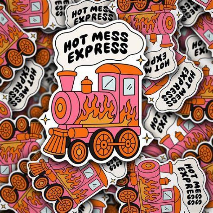 Hot Mess Express Pinky Style Tiktok: Who Is She?