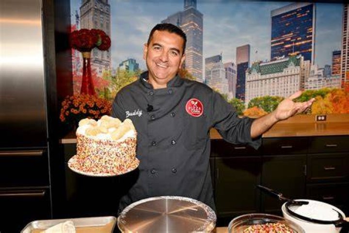 How Cake Boss Buddy Valastro Is Celebrating Christmas This Year Glamour