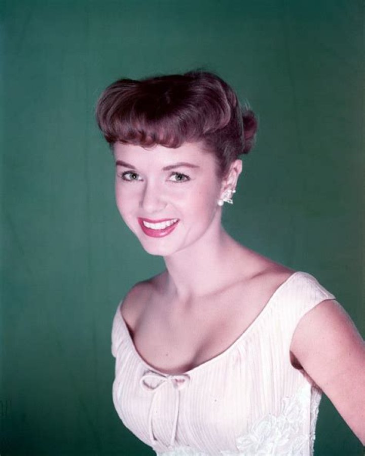 How Debbie Reynolds unknowingly fell into a Mob scam