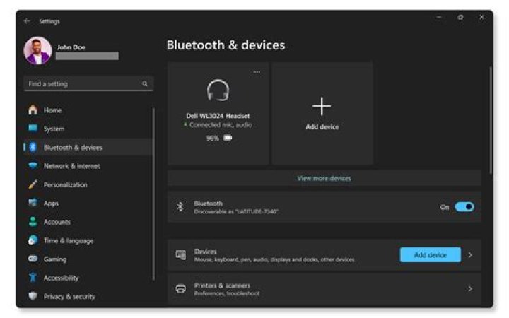 How do I connect my Bluetooth to my PLT m165?