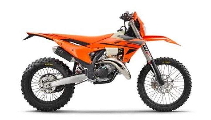 How fast can a KTM 125 go?