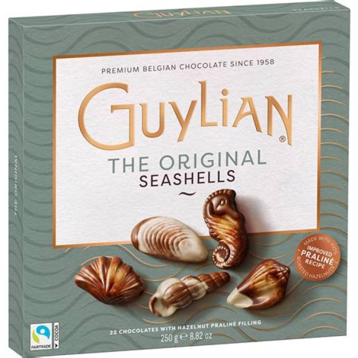 How many calories are in Guylian seashells?
