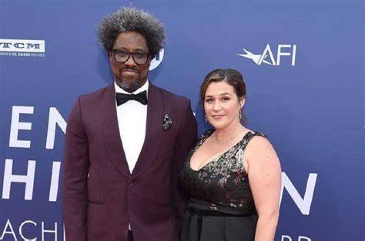 How Melissa Hudson Bell Defied Racism to Support Her Husband for 19Years