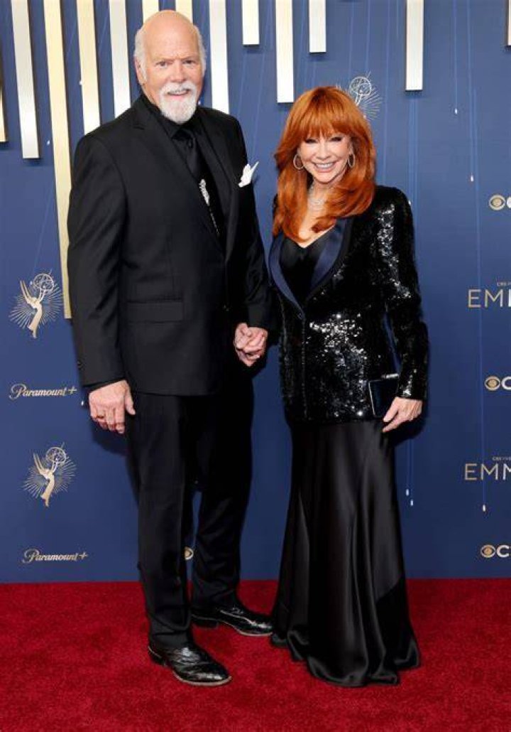 How Reba McEntire and Rex Linn Reconnected Over the Deaths of Their Mothers
