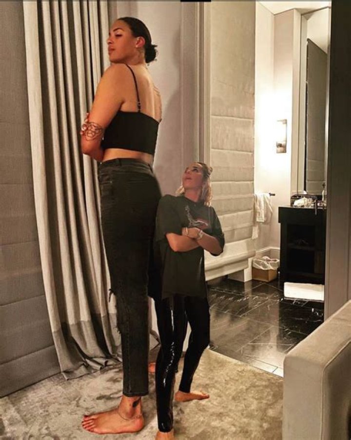 How Tall Are the '7 Little Johnstons' Family Members? Learn Here