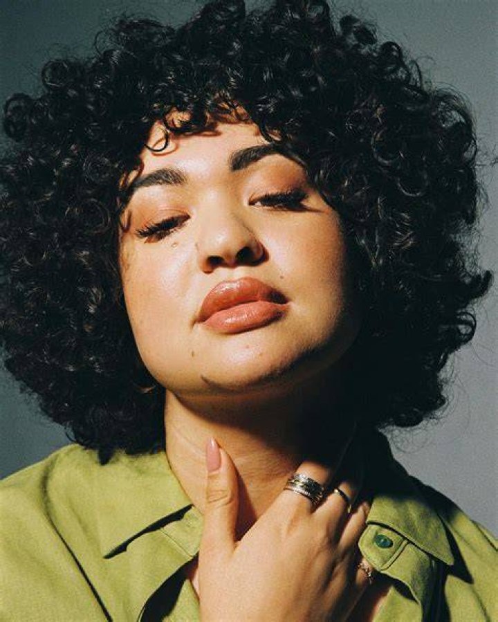 Ilia Isorelys Paulino height and weight Measurement in meters, feet, KG and Ibs