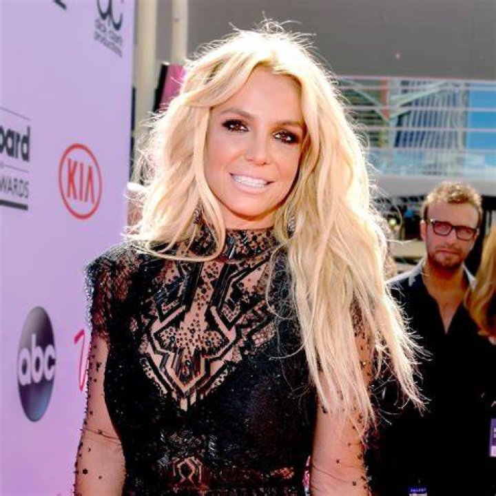 Is Britney Spears Schizophrenic? What Is The Signs Of Schizophrenia