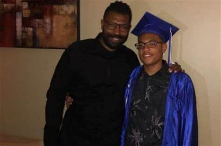 Is Deon Cole Married? Who Is His Wife and Does He Have a Son?